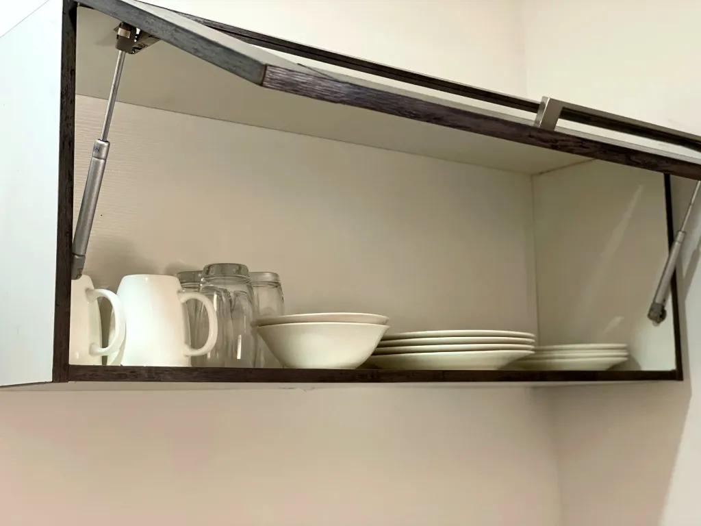 Canary Studio Kitchen cabinet view.webp