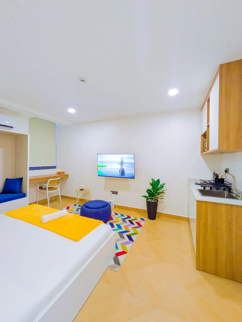 Room 102 Kitchenette and workspace view.webp